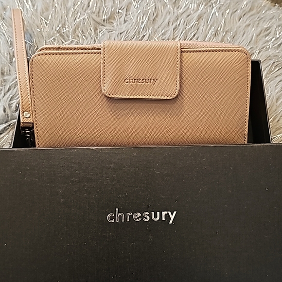 Chresury cash envelope wallet in beige blush. - Picture 1 of 6